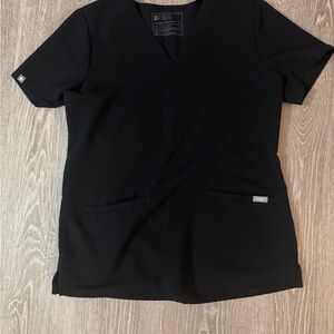 Figs Technical Collection Casma Three Pocket Scrub Top Women's Size S Black